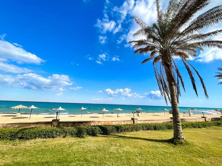 עיין סוחנה Breathtaking Luxury & Spacious Family 2-Bed 1St Row Seaview At Stella Seaview Sokhna מראה חיצוני תמונה